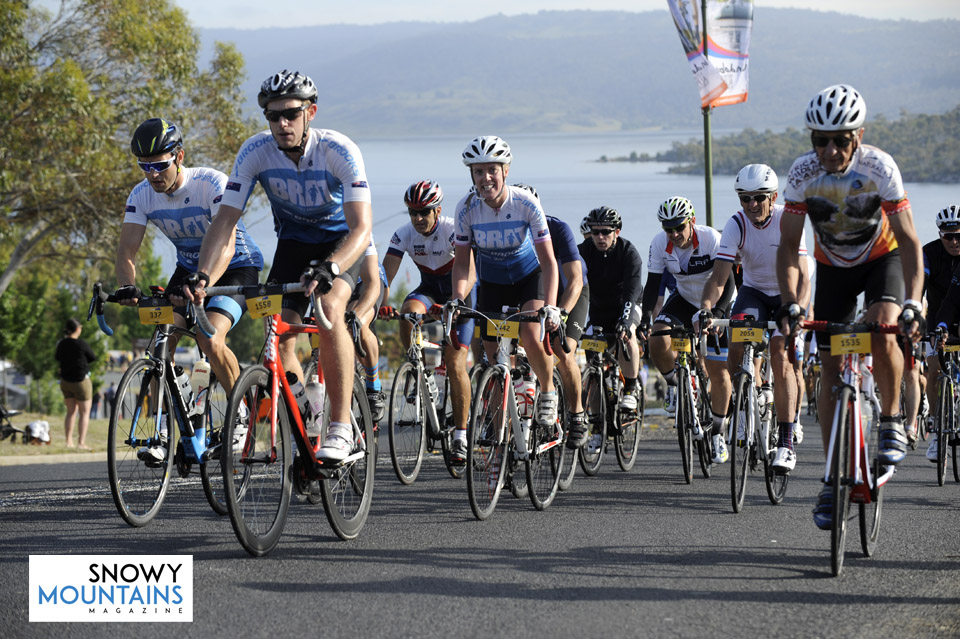 Riders in LeTape event 2016. Image by Steve Cuff Snowy Mountains Magazine